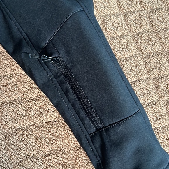 Barely used women’s XS Ducati Scrambler motorcycle jacket - Picture 4 of 11